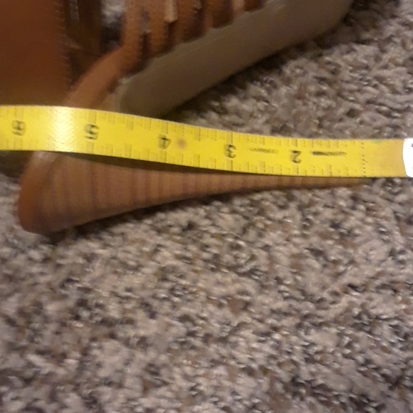 Heels - Picture 5 of 5